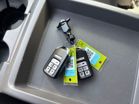 Used 2017 Honda Odyssey EX-L image 27