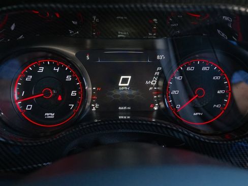 Used 2016 Dodge Charger SE w/ Blacktop Package RWD image 12