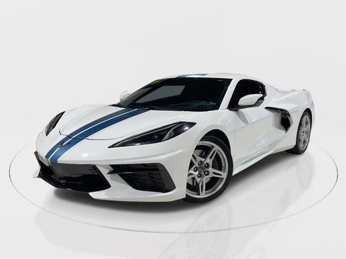 Used 2022 Chevrolet Corvette Stingray 3LT w/ Z51 Performance Package image 2