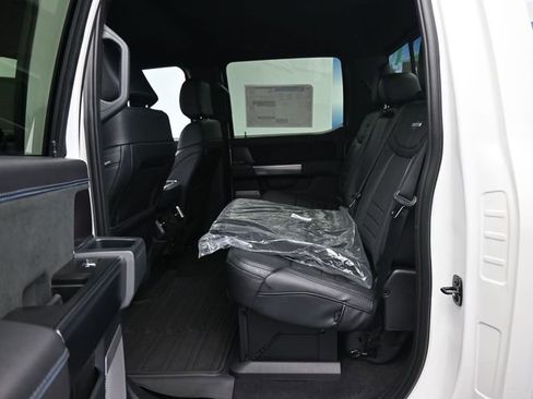 New 2025 Ford F150 Platinum w/ FX4 Off-Road Package image 8