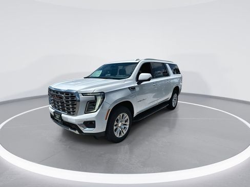 New 2026 GMC Yukon XL Denali RWD image 4