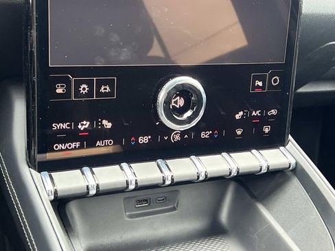 New 2026 GMC Terrain Elevation image 22