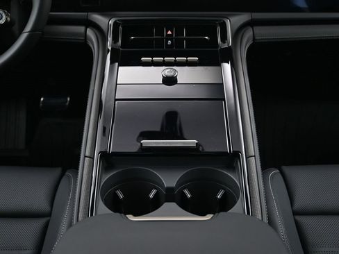 New 2026 Porsche Panamera Turbo image 10