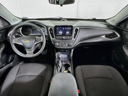 Used 2022 Chevrolet Malibu LS FWD image 26