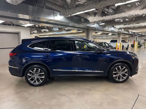 Certified 2024 Acura MDX SH-AWD w/ Technology Package image 6