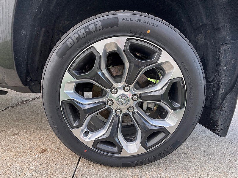 Used 2024 RAM 1500 Limited AWD/4WD image 9