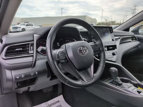 Used 2024 Toyota Camry XSE FWD image 30