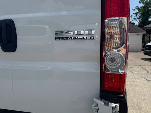 Used 2026 RAM ProMaster 2500 w/ Convenience Group FWD image 35