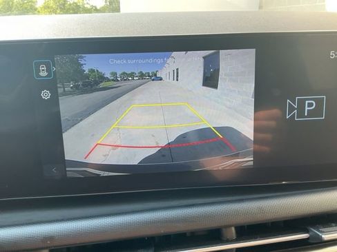 Certified 2025 Hyundai Tucson SEL AWD/4WD image 4