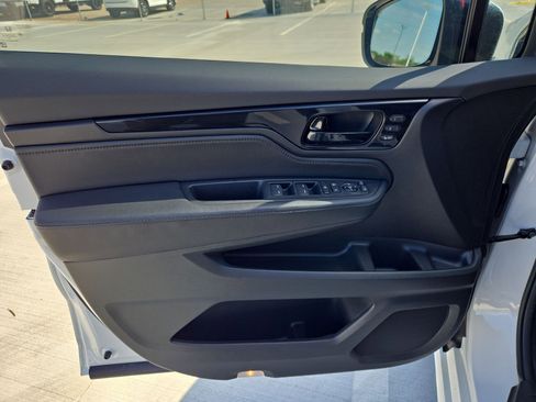 Certified 2024 Honda Odyssey Elite image 13