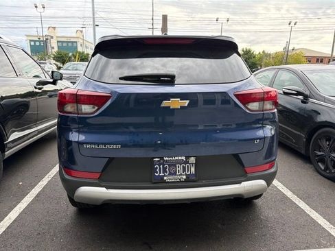 Used 2022 Chevrolet TrailBlazer LT FWD image 5