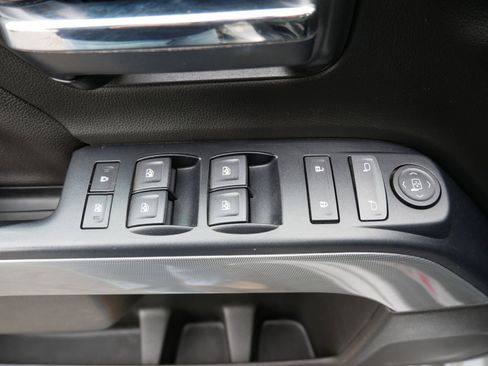 Used 2018 Chevrolet Silverado 1500 LT w/ All Star Edition image 16