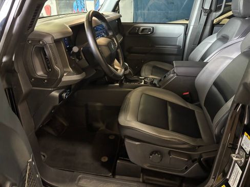Used 2024 Ford Bronco Big Bend image 7