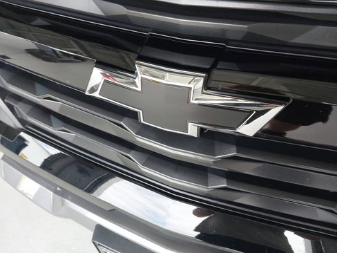 Used 2023 Chevrolet Colorado Z71 w/ Z71 Convenience Package 2 image 31