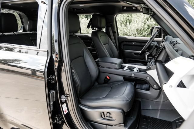 New 2026 Land Rover Defender 110 X-Dynamic SE AWD/4WD image 43