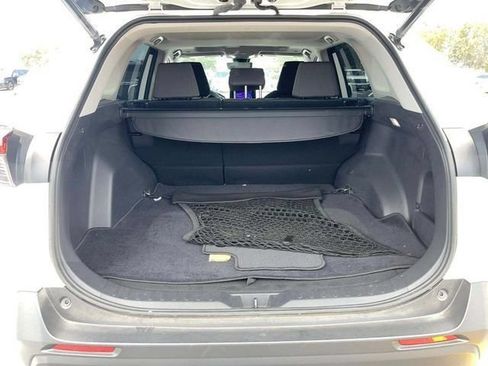 Used 2023 Toyota RAV4 XLE w/ Convenience Package FWD image 11