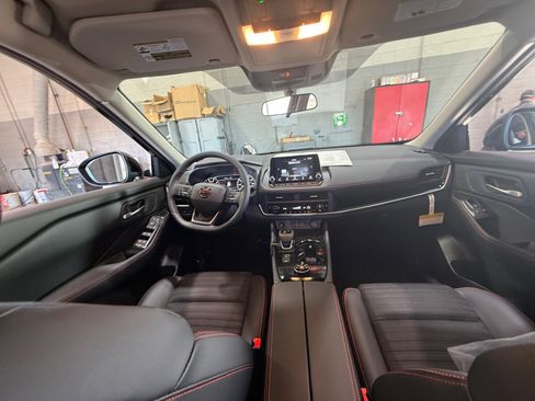 New 2026 Nissan Rogue SV image 20