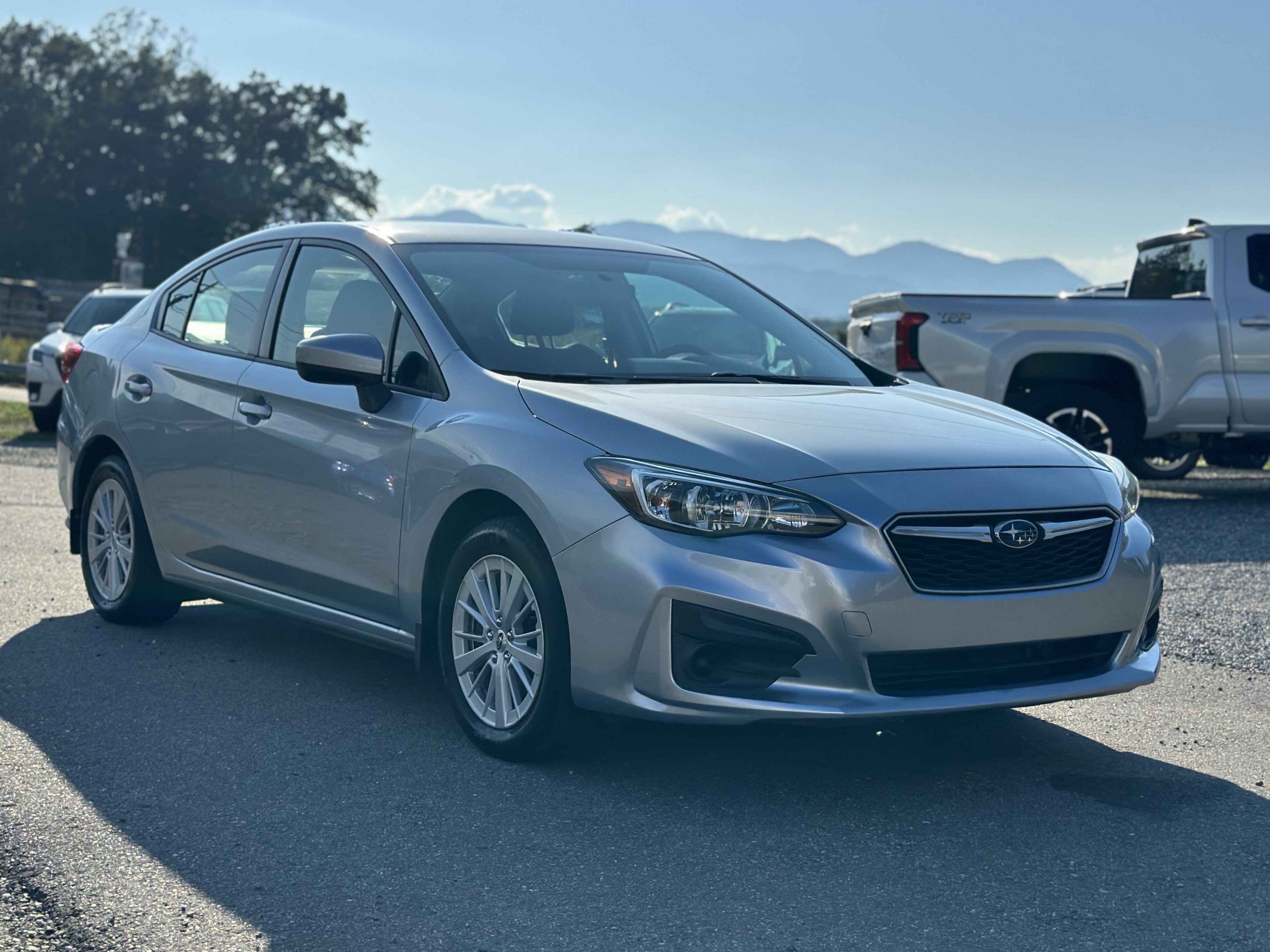 Used 2017 Subaru Impreza 2.0i Premium AWD/4WD image 1