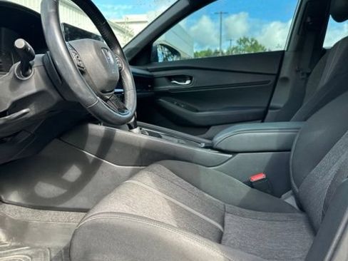 Used 2023 Honda Accord Sport image 11