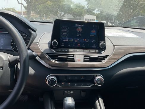 New 2026 Nissan Altima 2.5 SV FWD image 22