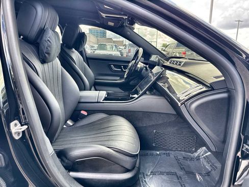 Used 2023 Mercedes-Benz S 580 4MATIC Sedan image 9