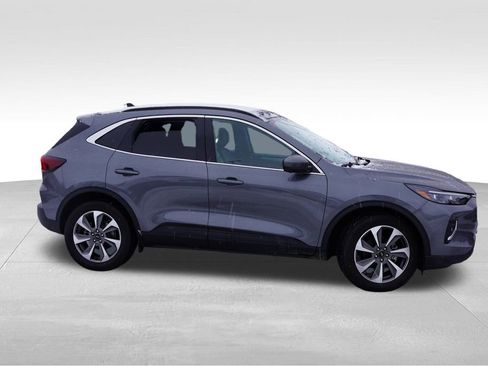 Certified 2023 Ford Escape Platinum image 6