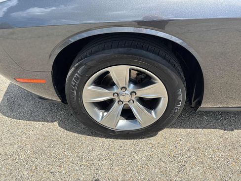 Used 2019 Dodge Challenger SXT RWD image 24
