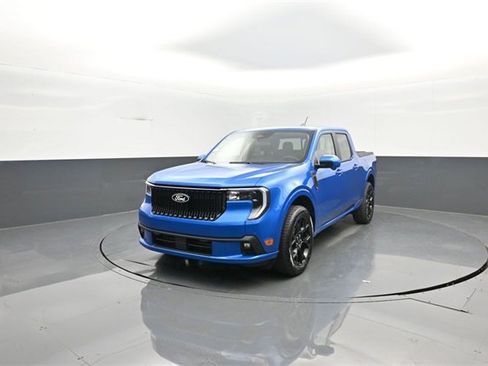 New 2025 Ford Maverick Lobo image 3