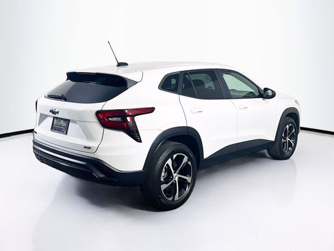 Used 2024 Chevrolet Trax RS image 9