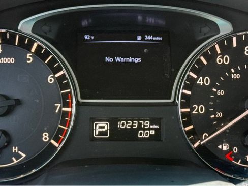 Used 2015 Nissan Altima 2.5 S w/ Power Driver Seat Package FWD image 11