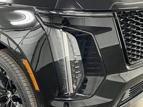 New 2025 Cadillac Escalade ESV Sport Platinum w/ LPO, ONYX Package image 9