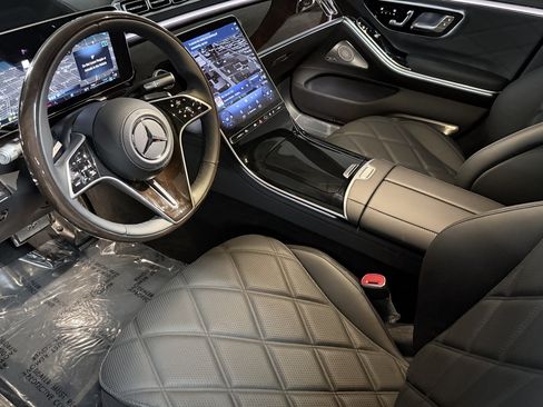New 2026 Mercedes-Benz Maybach S 580 4MATIC image 9