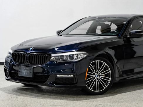 Used 2018 BMW 530i RWD image 12