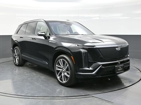 New 2026 Cadillac Vistiq Sport image 1