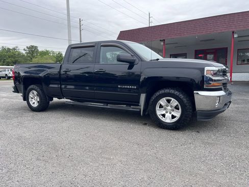 Used 2018 Chevrolet Silverado 1500 LT w/ All Star Edition AWD/4WD image 9
