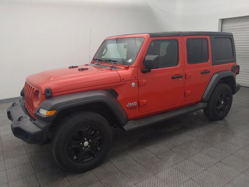 Used 2020 Jeep Wrangler Unlimited Sport S AWD/4WD image 2