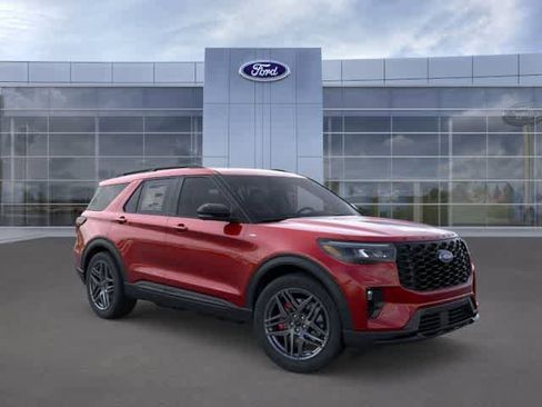 New 2026 Ford Explorer ST-Line w/ ST-Line Street Pack AWD/4WD image 7