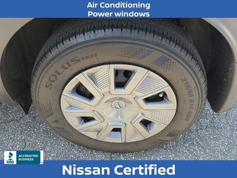 Certified 2025 Nissan Kicks S w/ Charging Package image 9