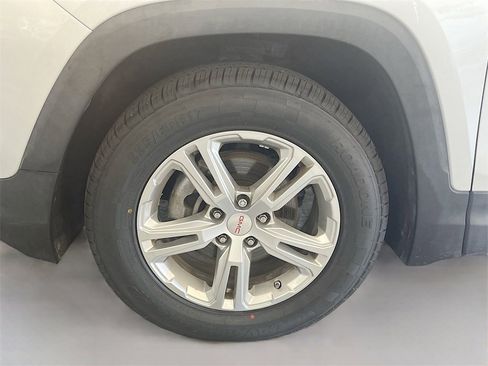 Used 2018 GMC Terrain SLE w/ Driver Convenience Package image 31