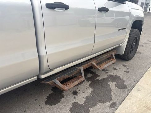 Used 2015 Chevrolet Silverado 2500 W/T AWD/4WD image 15