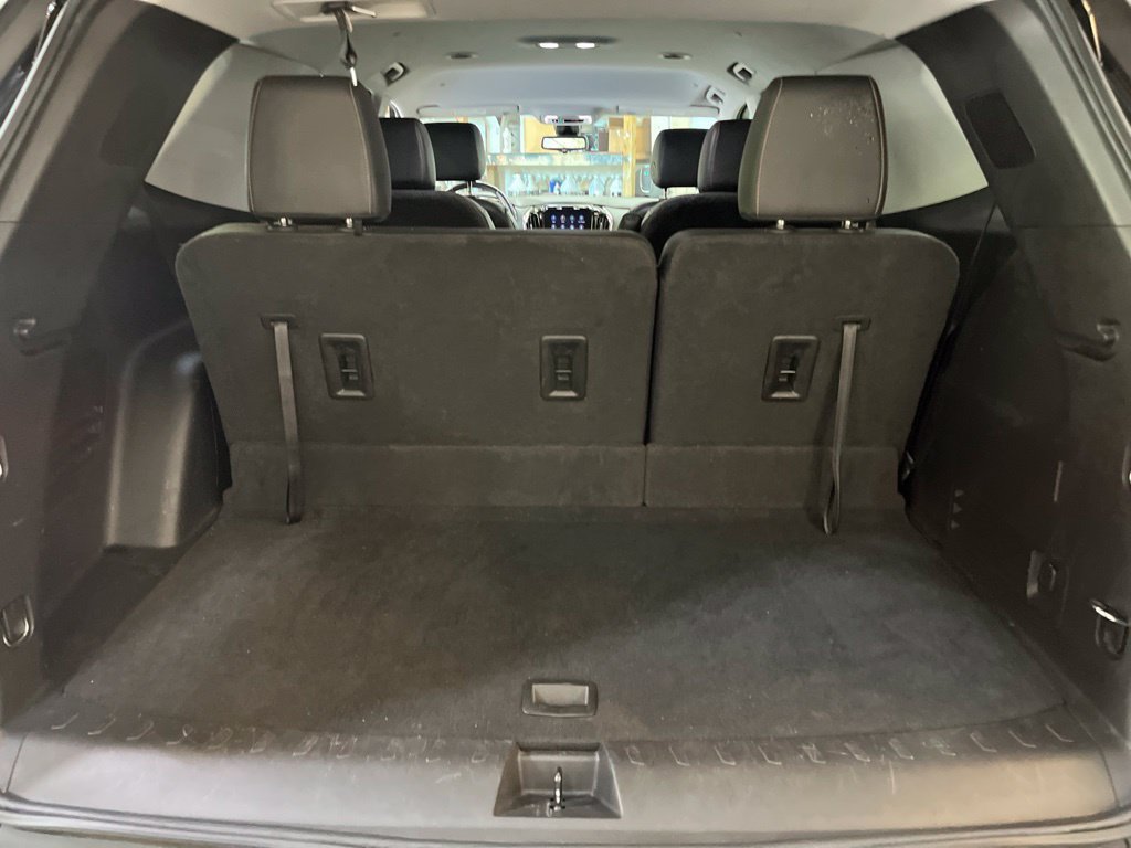 Used 2021 Chevrolet Traverse RS FWD image 29