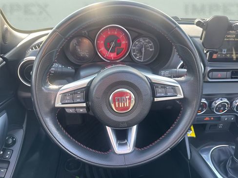 Used 2017 FIAT 124 Spider Abarth image 12
