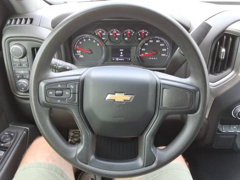 Certified 2024 Chevrolet Silverado 1500 Custom AWD/4WD image 25