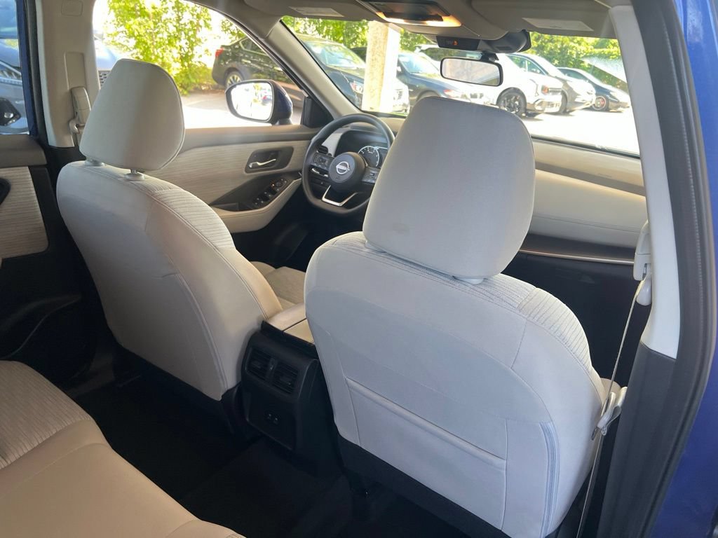 Certified 2023 Nissan Rogue SV AWD/4WD image 15