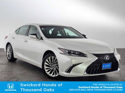 Used 2023 Lexus ES 300h w/ Accessory Package (Z2)