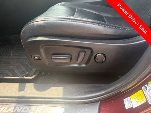 Used 2019 Toyota Highlander Limited AWD/4WD image 34