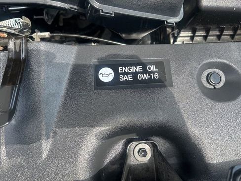 Used 2024 Toyota RAV4 XLE FWD image 16