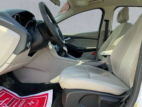 Used 2018 Ford Focus SE image 10