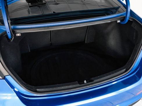 Used 2017 Hyundai Elantra Limited image 47