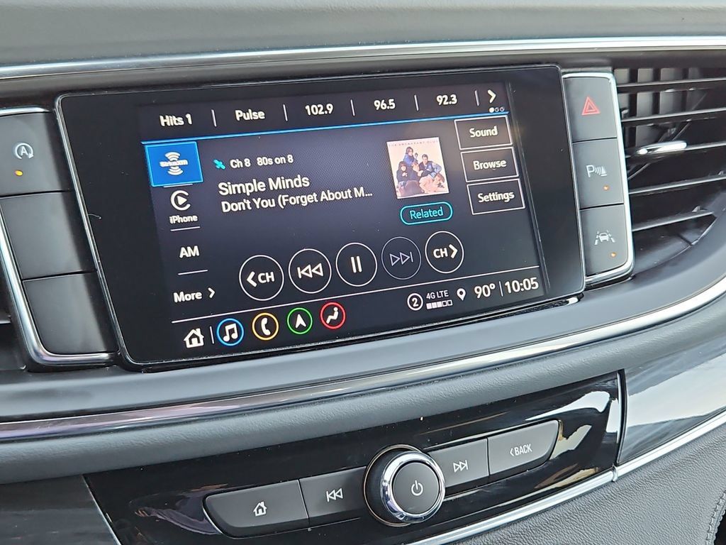 Used 2024 Buick Enclave Premium FWD image 18
